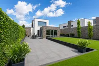 Beekerpark 5, Schimmert