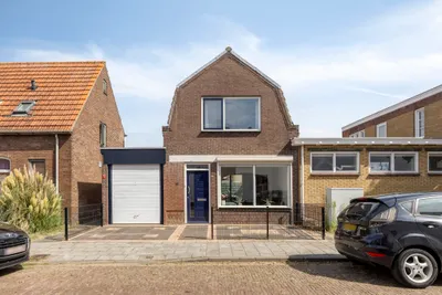 Ds. Jan Scharpstraat 10, 4571GX, Axel, Zeeland
