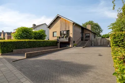Kapelaan Kockstraat 77, 4651XD, Steenbergen, Noord-Brabant