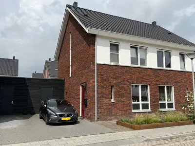 Druifheide , 5704CG, Helmond, Noord-Brabant
