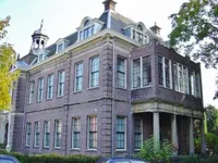 Hoge Rijndijk, Leiden