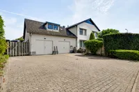 Antoniusstraat 30, Ell