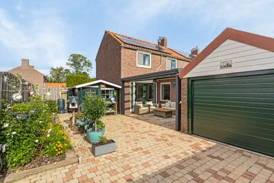 Julianastraat 11, 3214CG, Zuidland, Zuid-Holland