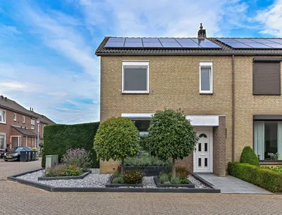 Pastoor Schaetsgestraat 8, 5941CC, Velden, Limburg