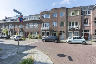 Burg. de Hesselleplein 1, 6411CG, Heerlen, Limburg