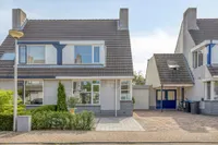 Arnold van Lieropstraat 48, Steenbergen
