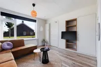 Finne 14, Hallum