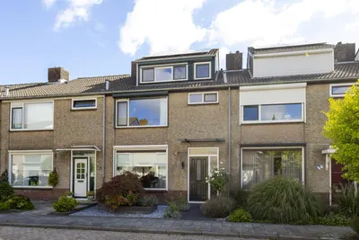 Graaf Adolfstraat 17, 3372CA, Hardinxveld-giessendam, Zuid-Holland