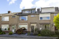 Graaf Adolfstraat 17, Hardinxveld-giessendam