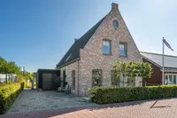 H'Oranjeweg 9, Achthuizen
