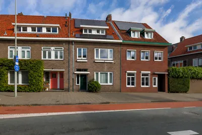 Ruys de Beerenbroucklaan 40, 6411GC, Heerlen, Limburg