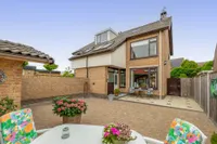 Zonhof 26, Oude-tonge