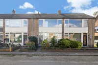 Oranje-Nassaustraat 6, Benschop
