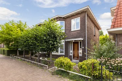 Burgemeester de Bruïnelaan 94, 3331AH, Zwijndrecht, Zuid-Holland