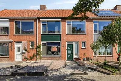 Sint Ontcommerstraat 3, 4651CP, Steenbergen, Noord-Brabant