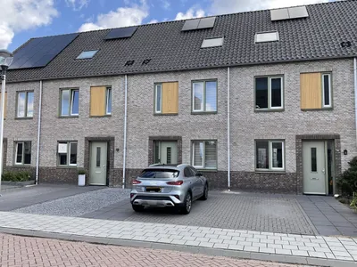 Fons Hardenbergstraat , 5707HZ, Helmond, Noord-Brabant