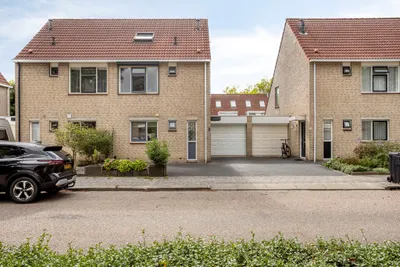 Prins Bernhardlaan 68, 3241TA, Middelharnis, Zuid-Holland