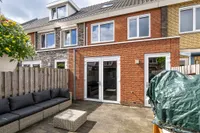 Molenplein 10, Middelharnis