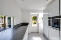 Cort van der Lindenstraat 24, Rijen