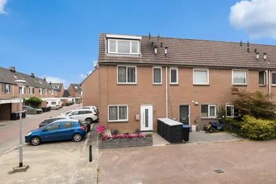 Jean-Paul Sartre-Erf 27, 3315CA, Dordrecht, Zuid-Holland