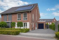 Hooge Veld 35, Rhenoy