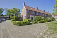 Leeuwerikweide 2, Houten