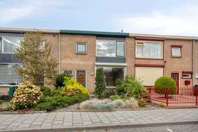 Irisstraat 6, 4651NB, Steenbergen, Noord-Brabant