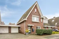 W.F. Hermanslaan 27, Kloetinge