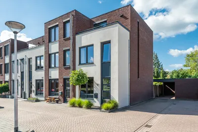 Pastoor Wichmanshof 1, 5706TR, Helmond, Noord-Brabant