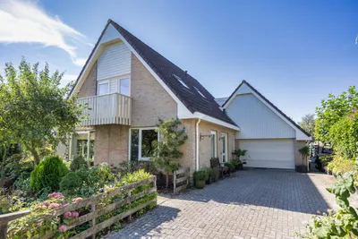 Algeraburren 26, 8711BR, Workum, Friesland