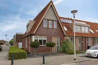 Zuideinde 68, Dinteloord