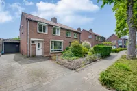 Pastoor Gillisstraat 135, Rijen