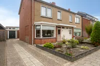 Rembrandt van Rijnstraat 36, Rijssen