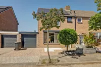 Maria van Vlaanderenstraat 8, Tholen