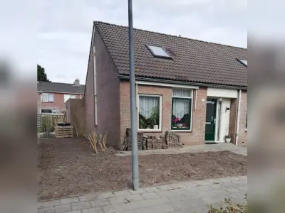 Champ Clark , 9663RZ, Nieuwe Pekela, Groningen