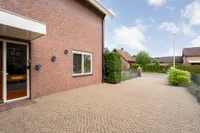 Esdoorn 6, Heino