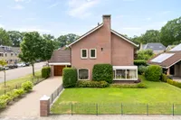 Esdoorn 6, Heino
