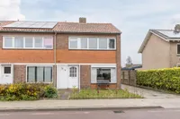 Lindeakkers 30, Oost West En Middelbeers