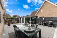 Hoge Bogerd 8, Steenbergen