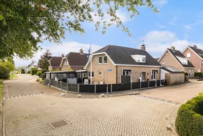 Hoge Bogerd 8, 4651XV, Steenbergen, Noord-Brabant