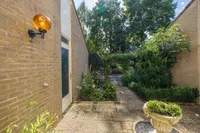 Meidoornplantsoen 32, Lisse