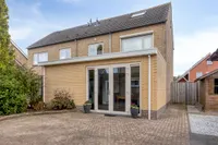 Zwaluwstraat 12, Hulst