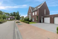 Dorperveldstraat 44, Velden