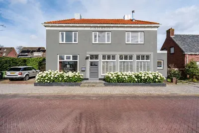 Dorpsstraat 68, 4634TS, Woensdrecht, Noord-Brabant