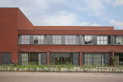 Lariksplaats , 5038HN, Tilburg, Noord-Brabant