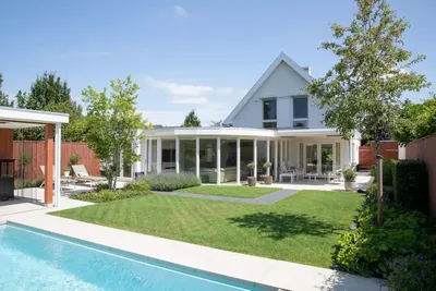 Huis Donderhei, Best