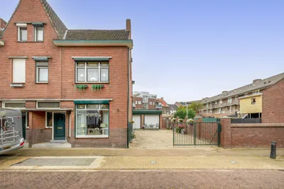 Posthuisstraat 11, 5931EM, Tegelen, Limburg