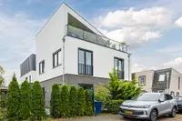 Bosgouw 327, Almere