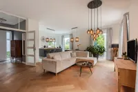 Bosgouw 327, Almere