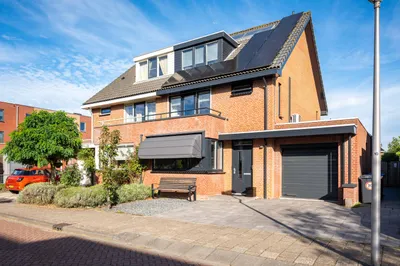 Veenweide 3, 3223NG, Hellevoetsluis, Zuid-Holland